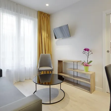 Готель Arrizul Congress