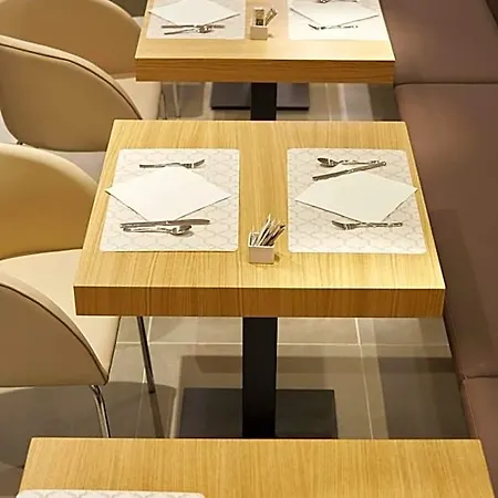 Arrizul Congress מלון